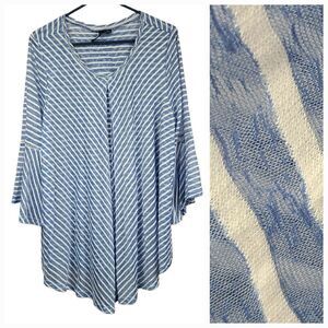 New Directions Curvy Blue Bell Sleeve Burnout Stripe Top Plus Size 1X Blouse